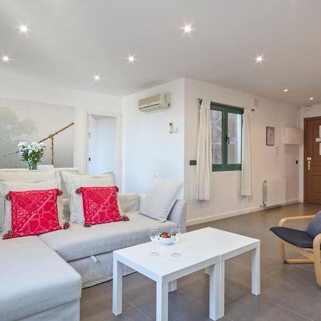 Barcelona Comtal Apartments Bagian luar foto