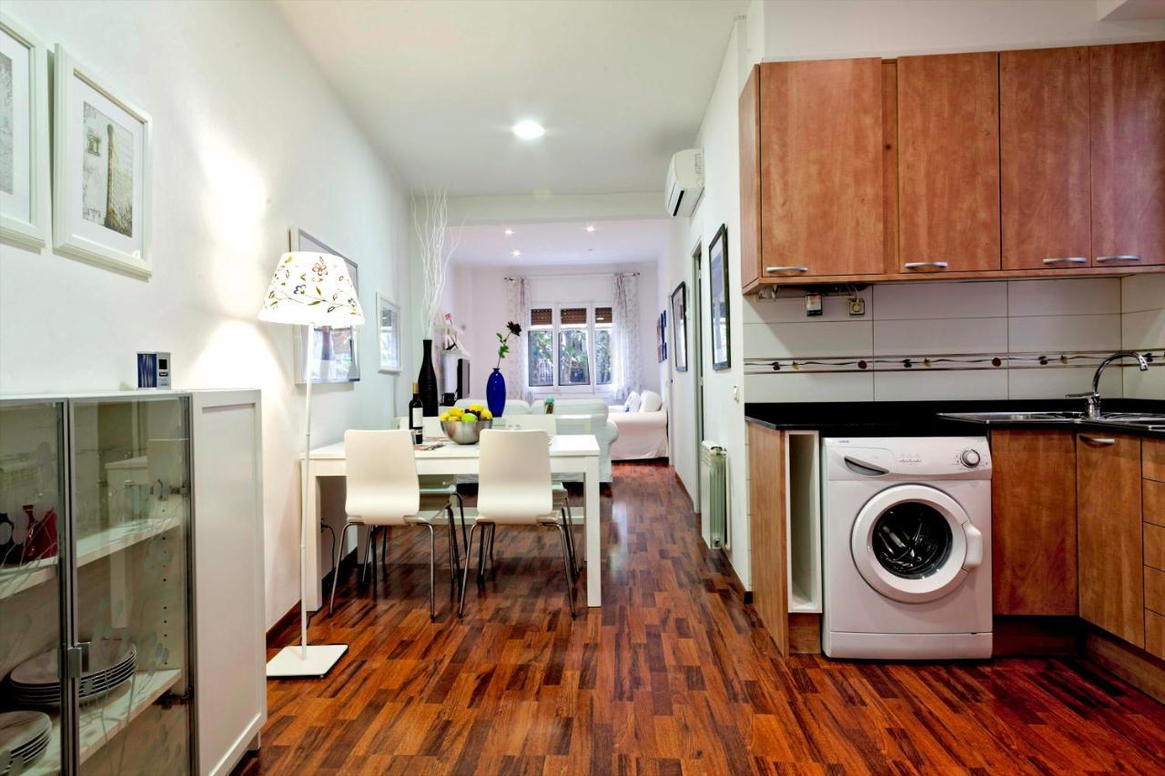 Barcelona Comtal Apartments Bagian luar foto