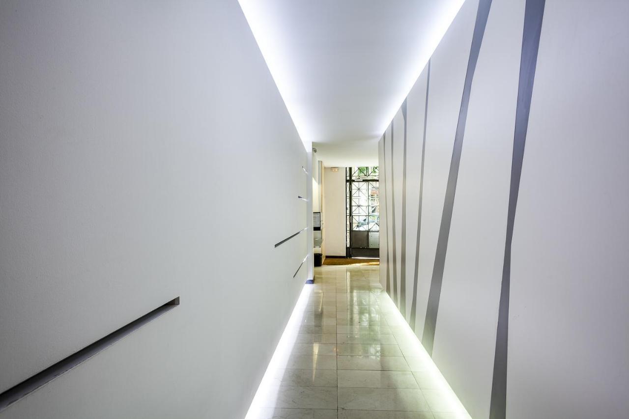 Barcelona Comtal Apartments Bagian luar foto