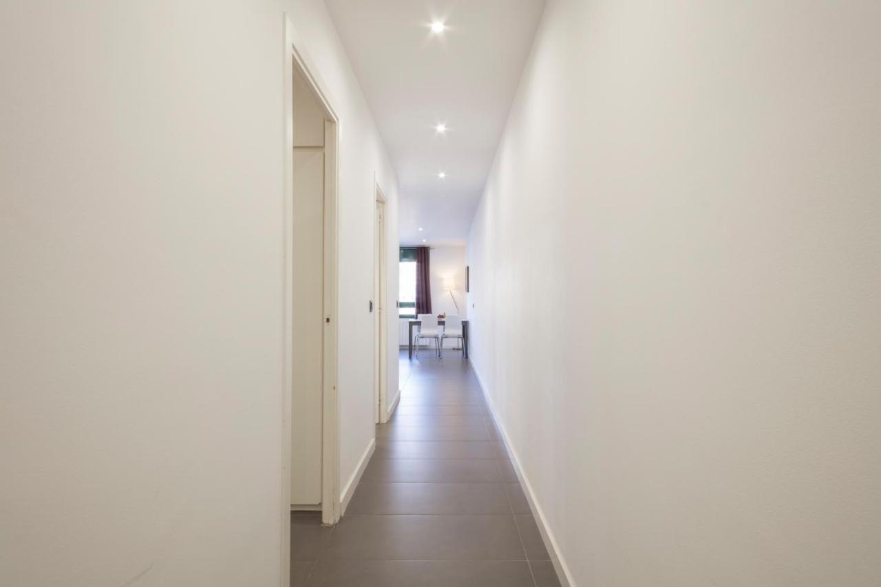 Barcelona Comtal Apartments Bagian luar foto